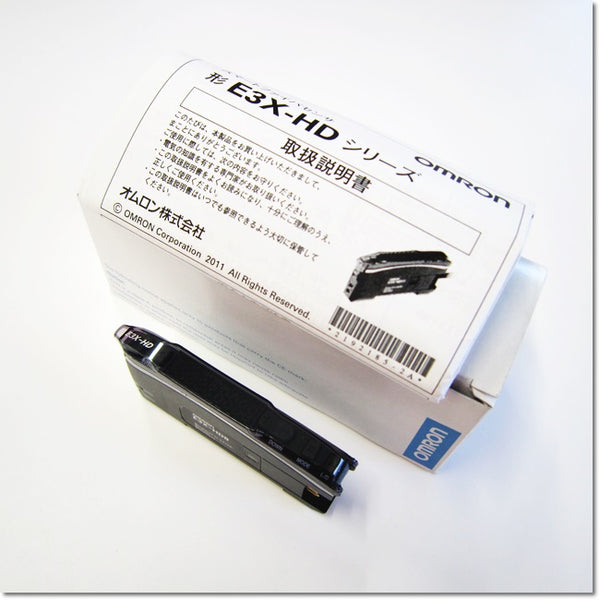 E3X-HD8　スマート Fiber Optic Sensor Amplifier  省配線 Connector タイプ PNP出力 