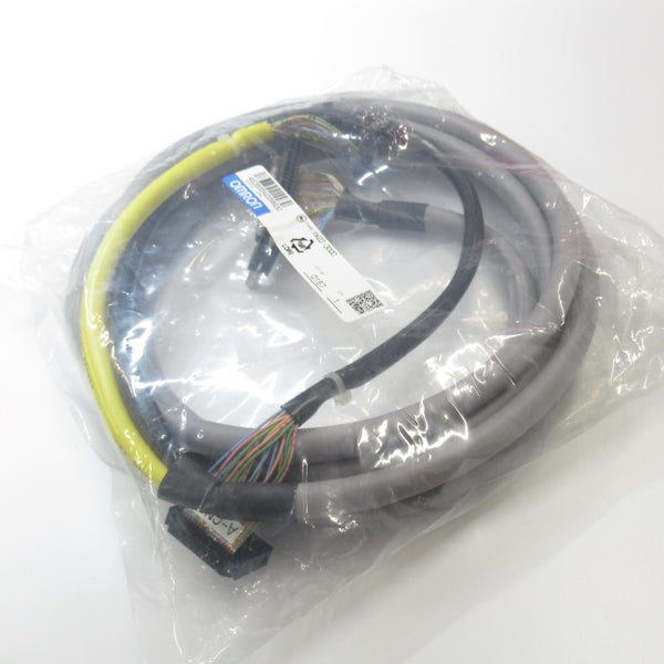 XW2Z-300D   Connector 端子台 Converter Module 専用 Connection Cable  シールドあり 