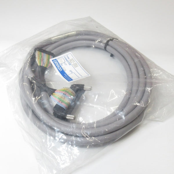 XW2Z-300A  形XW2Z  Connector 端子台 Converter Module 用 Cable  