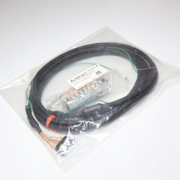 FA-CBL30Q68ADT   Connector ⇔端子台 Converter Module   Connection Cable  
