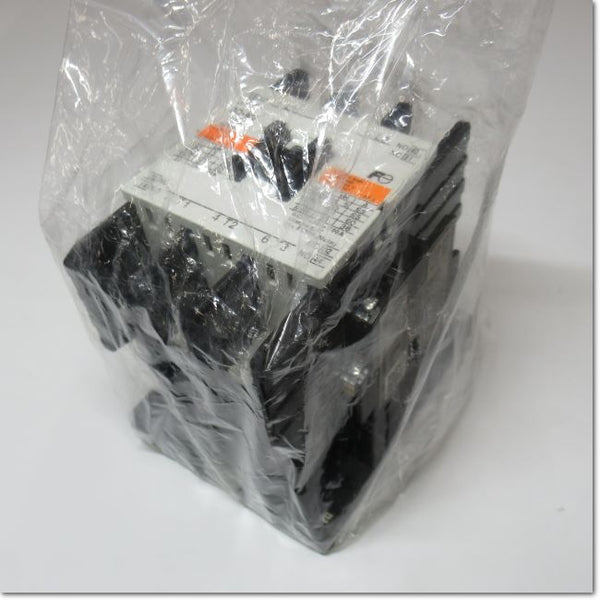 Japan (A)Unused,SC-N3 ,AC100V 2a2b　電磁接触器